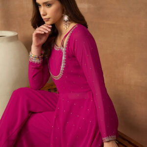 Women Layered Beads and Stones Kurta with Palazzos - Image 7