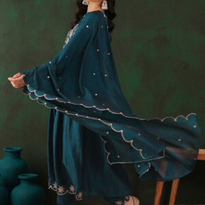 Magenta Floral Embroidered Zari Anarkali Kurta With Trouser & Dupatta - Image 6