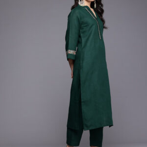 Ethnic Motifs Embroidered Thread Work kurtha set - Image 5