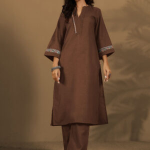 Ethnic Motifs Embroidered Thread Work kurtha set - Image 10