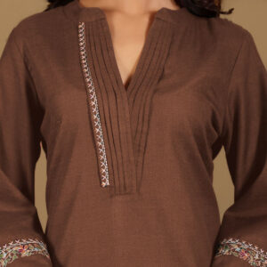 Ethnic Motifs Embroidered Thread Work kurtha set - Image 7