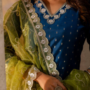 Ethnic Motifs Embroidered V-Neck Straight Kurta With Trousers And Dupatta - Image 6